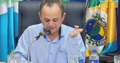 Vereador Ademir de Oliveira relata trabalhos da Câmara Municipal.